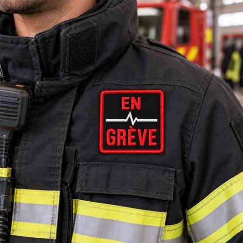 Écusson brodé En Grève - 5x5 cm avec Velcro