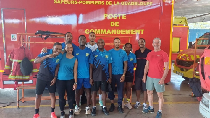 En Guadeloupe, LEVEL addict forme les EAP à l'entraînement fonctionnel au Sandbag