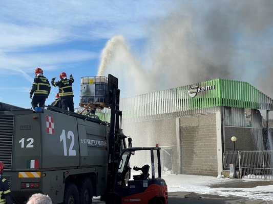 Extinction d’un important incendie grâce aux émulseurs PROFOAM