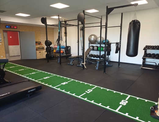 Salle de sport en caserne : comment aménager, rénover ou compléter un espace pour répondre aux besoins du centre ?