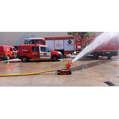 Le robot MRX de JCM chez les pompiers du port de Barcelone