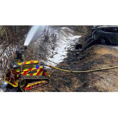LE ROBOT TRYPPER DES POMPIERS DE L’HÉRAULT POUR UN FEU DE 30 VOITURES